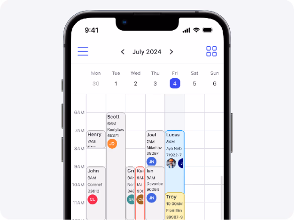 Autopilot weekly overview showing moves assigned to crews and trucks